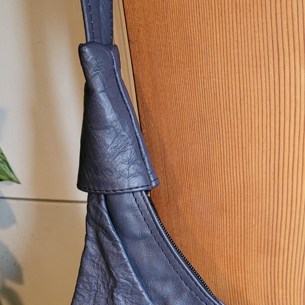 Vintage Blue Leather Fringe Shoulder Bag - Picture 6 of 14